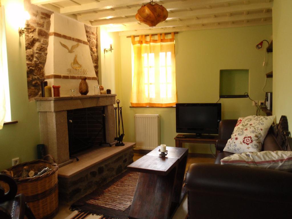 Villa Notia Skála Eresoú Quarto foto